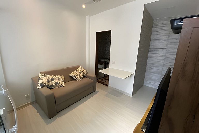 Conjugado Quarto e Sala na Lapa Centro